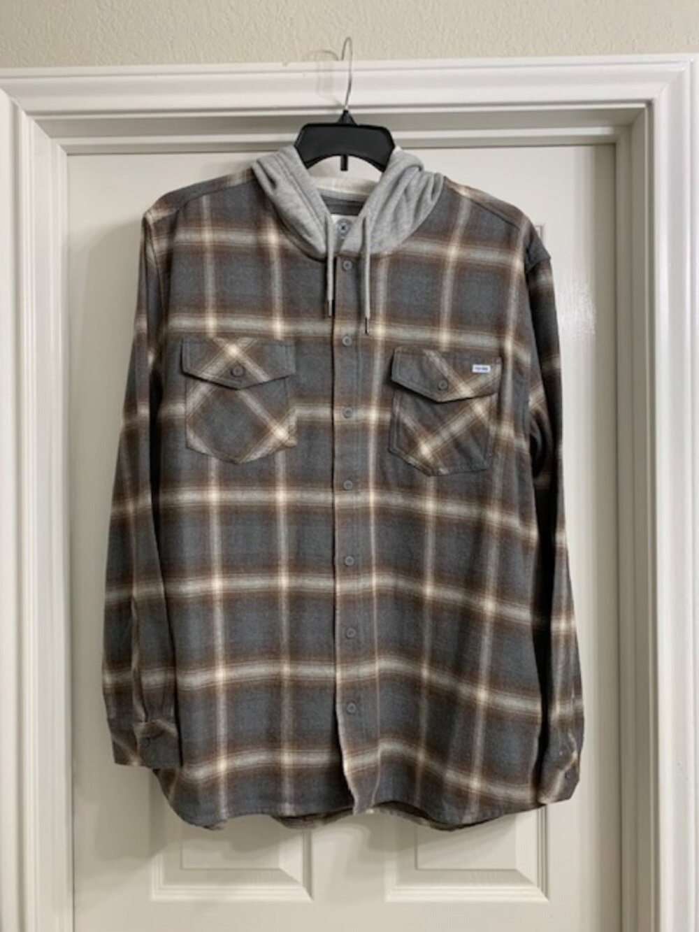 Hurley Brand Men's Long Sleeve Hooded Button-Up, Size XL (NWT)